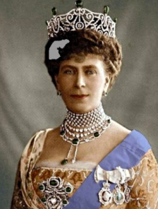 Queen Mary wearing the Delhi Durbar tiara with emeralds. 